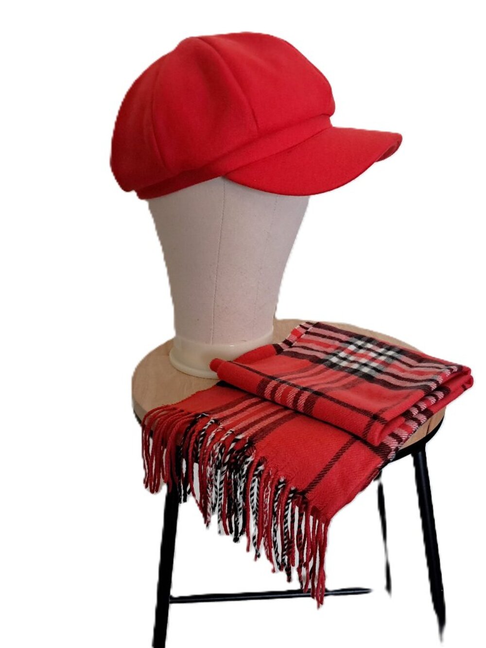 Womens Red Newsboy Cap with matching plaid scarf New without tags One Size
